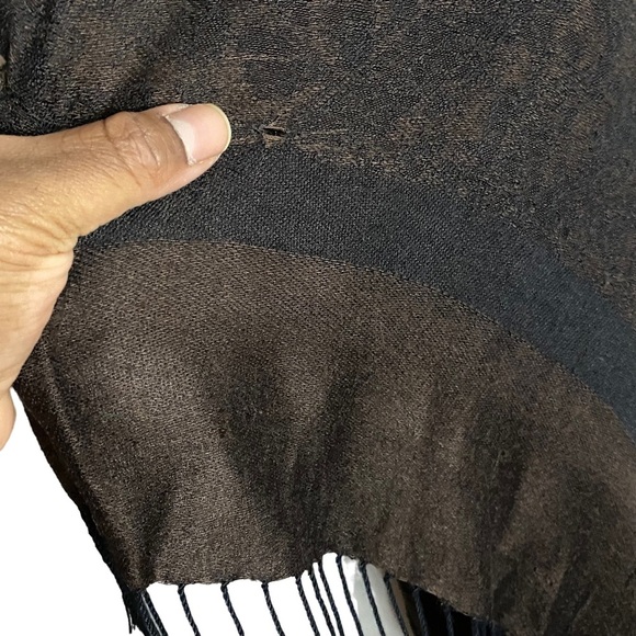 Brown Paisley Pashmina Fringed Scarf - Picture 7 of 8